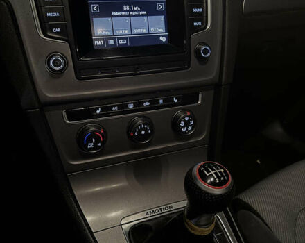 Серый Фольксваген Гольф, объемом двигателя 1.6 л и пробегом 278 тыс. км за 11200 $, фото 10 на Automoto.ua