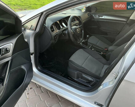 Сірий Фольксваген Гольф, об'ємом двигуна 1.6 л та пробігом 230 тис. км за 8001 $, фото 13 на Automoto.ua