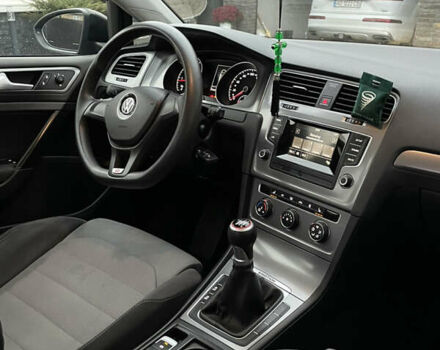 Серый Фольксваген Гольф, объемом двигателя 1.6 л и пробегом 279 тыс. км за 9450 $, фото 34 на Automoto.ua