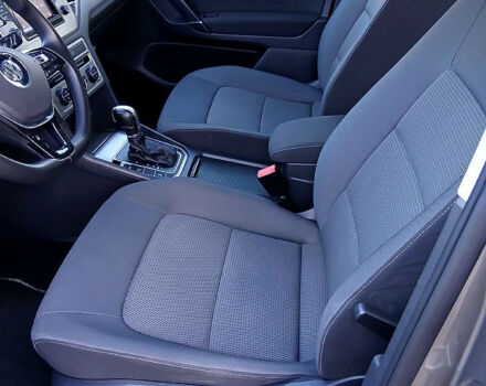 Сірий Фольксваген Гольф, об'ємом двигуна 1.6 л та пробігом 165 тис. км за 13750 $, фото 11 на Automoto.ua