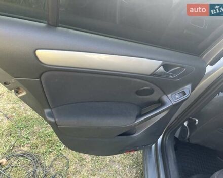 Серый Фольксваген Гольф, объемом двигателя 1.97 л и пробегом 222 тыс. км за 9000 $, фото 11 на Automoto.ua