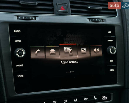 Серый Фольксваген Гольф, объемом двигателя 1.4 л и пробегом 197 тыс. км за 12999 $, фото 58 на Automoto.ua