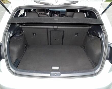 Серый Фольксваген Гольф, объемом двигателя 2 л и пробегом 71 тыс. км за 7400 $, фото 13 на Automoto.ua