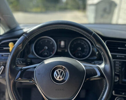 Серый Фольксваген Гольф, объемом двигателя 1.6 л и пробегом 288 тыс. км за 12200 $, фото 17 на Automoto.ua