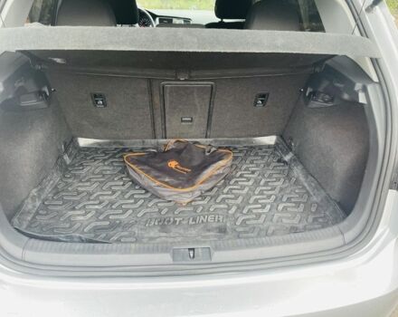 Серый Фольксваген Гольф, объемом двигателя 0 л и пробегом 128 тыс. км за 7700 $, фото 4 на Automoto.ua