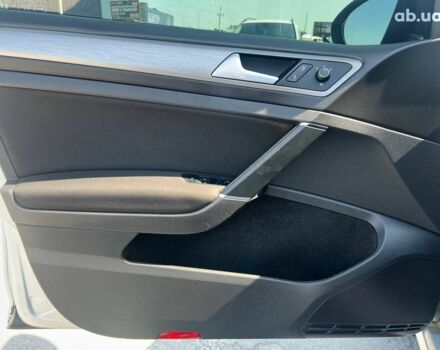 Сірий Фольксваген Гольф, об'ємом двигуна 1.6 л та пробігом 228 тис. км за 10990 $, фото 13 на Automoto.ua