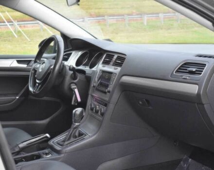 Серый Фольксваген Гольф, объемом двигателя 1.8 л и пробегом 70 тыс. км за 2200 $, фото 5 на Automoto.ua