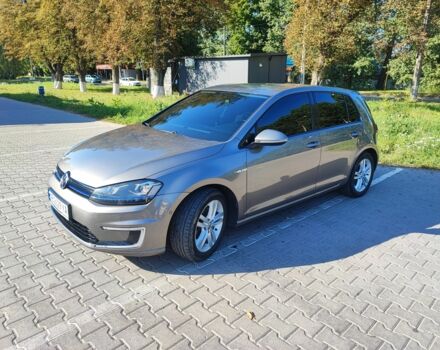 Сірий Фольксваген Гольф, об'ємом двигуна 0 л та пробігом 135 тис. км за 8900 $, фото 1 на Automoto.ua