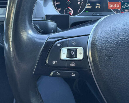 Серый Фольксваген Гольф, объемом двигателя 1.2 л и пробегом 210 тыс. км за 9900 $, фото 11 на Automoto.ua