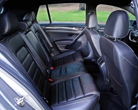 Серый Фольксваген Гольф, объемом двигателя 2 л и пробегом 73 тыс. км за 11000 $, фото 15 на Automoto.ua