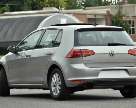 Серый Фольксваген Гольф, объемом двигателя 1.8 л и пробегом 70 тыс. км за 2200 $, фото 2 на Automoto.ua