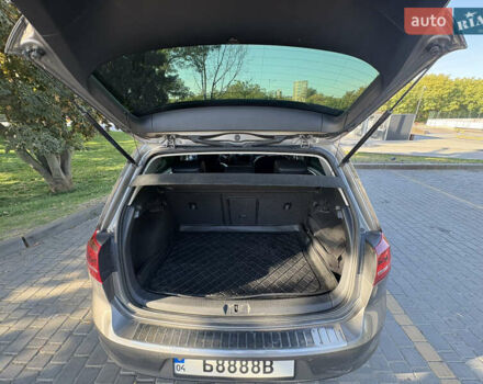 Серый Фольксваген Гольф, объемом двигателя 1.2 л и пробегом 210 тыс. км за 9900 $, фото 19 на Automoto.ua