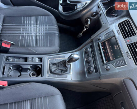 Серый Фольксваген Гольф, объемом двигателя 1.6 л и пробегом 130 тыс. км за 15100 $, фото 22 на Automoto.ua