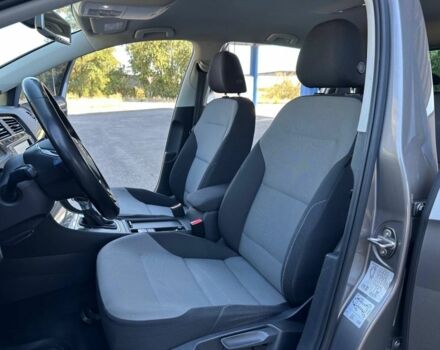 Сірий Фольксваген Гольф, об'ємом двигуна 0 л та пробігом 127 тис. км за 8500 $, фото 7 на Automoto.ua