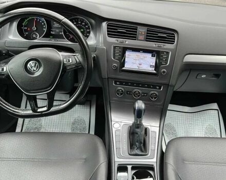 Сірий Фольксваген Гольф, об'ємом двигуна 0 л та пробігом 72 тис. км за 5000 $, фото 11 на Automoto.ua