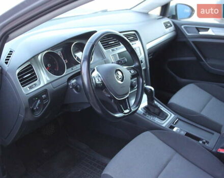 Серый Фольксваген Гольф, объемом двигателя 1.6 л и пробегом 282 тыс. км за 10000 $, фото 36 на Automoto.ua