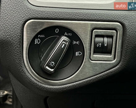 Сірий Фольксваген Гольф, об'ємом двигуна 1.8 л та пробігом 136 тис. км за 12500 $, фото 30 на Automoto.ua