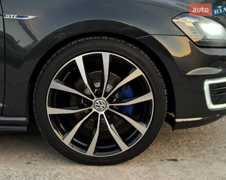 Серый Фольксваген Гольф, объемом двигателя 1.4 л и пробегом 228 тыс. км за 13750 $, фото 12 на Automoto.ua