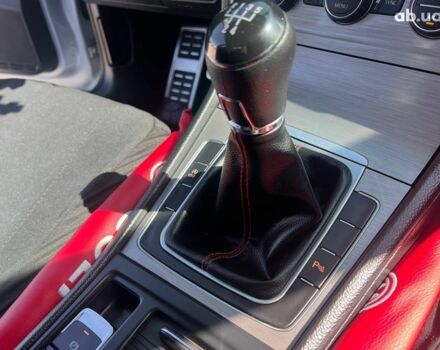 Сірий Фольксваген Гольф, об'ємом двигуна 1.6 л та пробігом 228 тис. км за 10990 $, фото 29 на Automoto.ua