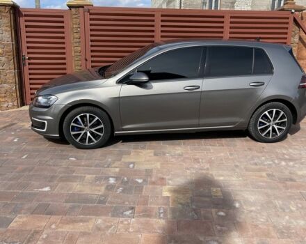 Серый Фольксваген Гольф, объемом двигателя 1.4 л и пробегом 103 тыс. км за 15600 $, фото 1 на Automoto.ua