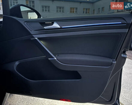 Серый Фольксваген Гольф, объемом двигателя 1.4 л и пробегом 228 тыс. км за 13750 $, фото 43 на Automoto.ua