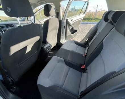 Серый Фольксваген Гольф, объемом двигателя 0 л и пробегом 137 тыс. км за 8999 $, фото 5 на Automoto.ua