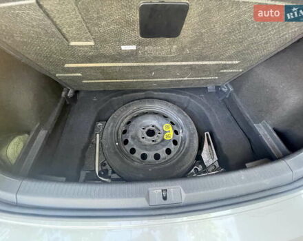 Серый Фольксваген Гольф, объемом двигателя 1.97 л и пробегом 102 тыс. км за 13700 $, фото 18 на Automoto.ua