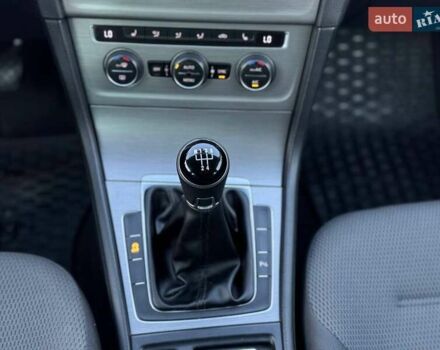 Серый Фольксваген Гольф, объемом двигателя 1.6 л и пробегом 262 тыс. км за 11300 $, фото 28 на Automoto.ua