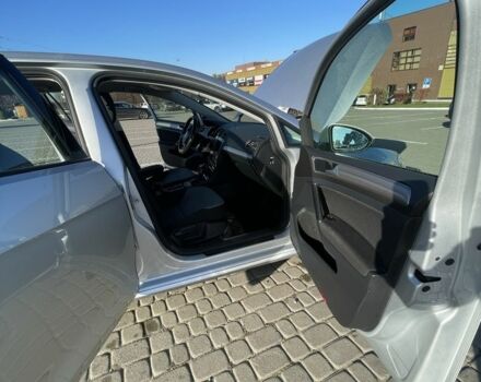 Серый Фольксваген Гольф, объемом двигателя 0 л и пробегом 137 тыс. км за 8999 $, фото 1 на Automoto.ua