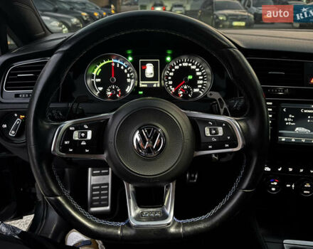 Серый Фольксваген Гольф, объемом двигателя 1.4 л и пробегом 228 тыс. км за 13750 $, фото 24 на Automoto.ua