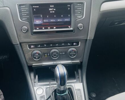 Серый Фольксваген Гольф, объемом двигателя 0 л и пробегом 128 тыс. км за 7700 $, фото 2 на Automoto.ua