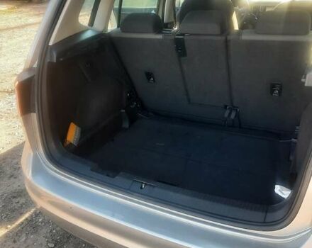 Сірий Фольксваген Гольф, об'ємом двигуна 1.2 л та пробігом 198 тис. км за 9650 $, фото 12 на Automoto.ua