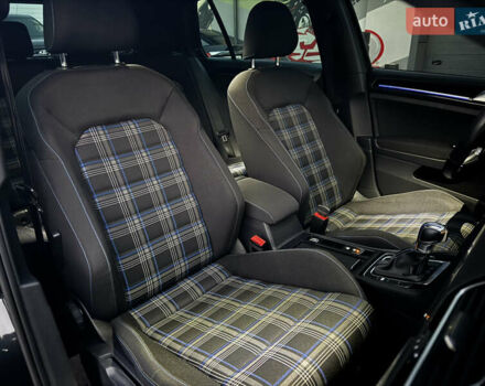 Серый Фольксваген Гольф, объемом двигателя 1.4 л и пробегом 228 тыс. км за 13750 $, фото 46 на Automoto.ua