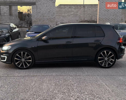 Серый Фольксваген Гольф, объемом двигателя 1.4 л и пробегом 228 тыс. км за 13750 $, фото 5 на Automoto.ua