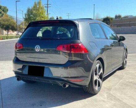 Сірий Фольксваген Гольф, об'ємом двигуна 2 л та пробігом 118 тис. км за 8000 $, фото 5 на Automoto.ua