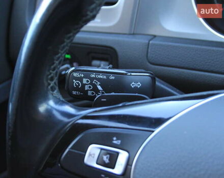 Серый Фольксваген Гольф, объемом двигателя 1.6 л и пробегом 282 тыс. км за 10000 $, фото 49 на Automoto.ua