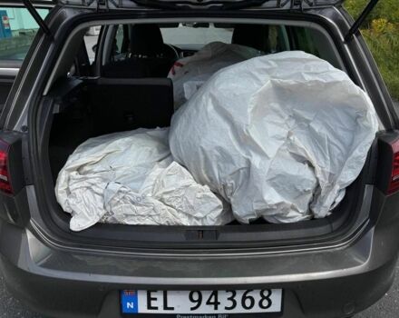 Серый Фольксваген Гольф, объемом двигателя 0 л и пробегом 130 тыс. км за 9100 $, фото 4 на Automoto.ua