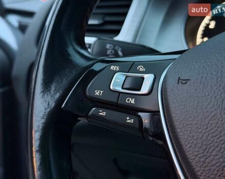 Серый Фольксваген Гольф, объемом двигателя 1.78 л и пробегом 217 тыс. км за 10000 $, фото 41 на Automoto.ua