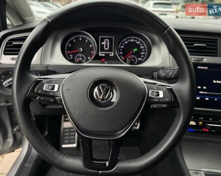 Серый Фольксваген Гольф, объемом двигателя 1.4 л и пробегом 212 тыс. км за 14990 $, фото 13 на Automoto.ua