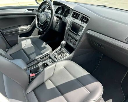 Серый Фольксваген Гольф, объемом двигателя 1.8 л и пробегом 74 тыс. км за 8890 $, фото 10 на Automoto.ua