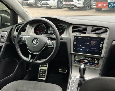 Серый Фольксваген Гольф, объемом двигателя 1.4 л и пробегом 212 тыс. км за 14990 $, фото 26 на Automoto.ua