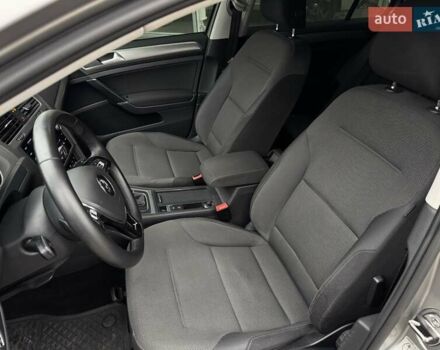 Серый Фольксваген Гольф, объемом двигателя 1.4 л и пробегом 212 тыс. км за 14990 $, фото 18 на Automoto.ua