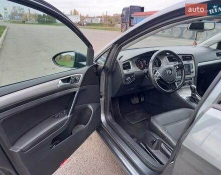 Серый Фольксваген Гольф, объемом двигателя 1.8 л и пробегом 123 тыс. км за 10200 $, фото 13 на Automoto.ua