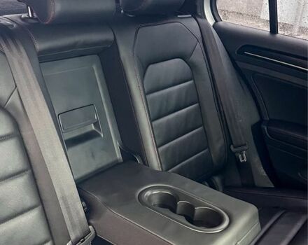 Серый Фольксваген Гольф, объемом двигателя 2 л и пробегом 120 тыс. км за 15999 $, фото 4 на Automoto.ua