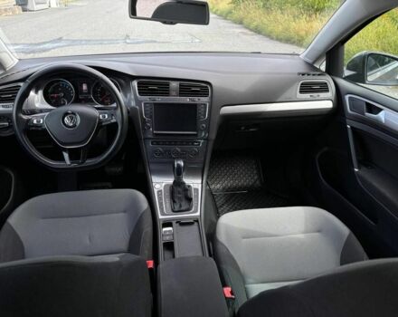 Серый Фольксваген Гольф, объемом двигателя 0 л и пробегом 130 тыс. км за 9300 $, фото 5 на Automoto.ua