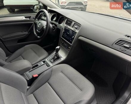 Серый Фольксваген Гольф, объемом двигателя 1.4 л и пробегом 212 тыс. км за 14990 $, фото 25 на Automoto.ua