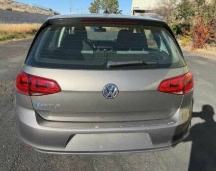 Серый Фольксваген Гольф, объемом двигателя 0 л и пробегом 119 тыс. км за 11000 $, фото 5 на Automoto.ua