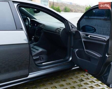 Сірий Фольксваген Гольф, об'ємом двигуна 1.99 л та пробігом 143 тис. км за 22900 $, фото 4 на Automoto.ua