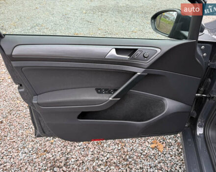 Серый Фольксваген Гольф, объемом двигателя 1.6 л и пробегом 234 тыс. км за 12300 $, фото 28 на Automoto.ua