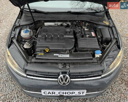 Серый Фольксваген Гольф, объемом двигателя 1.6 л и пробегом 234 тыс. км за 12300 $, фото 26 на Automoto.ua